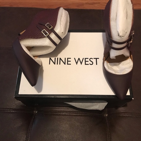 Pumps - Picture 3 of 3